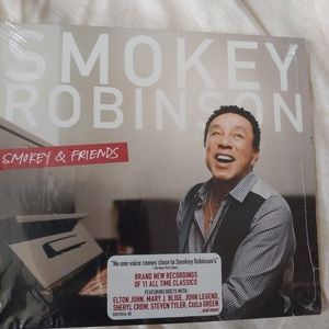 2 new dvd 1 Smokey & Friends